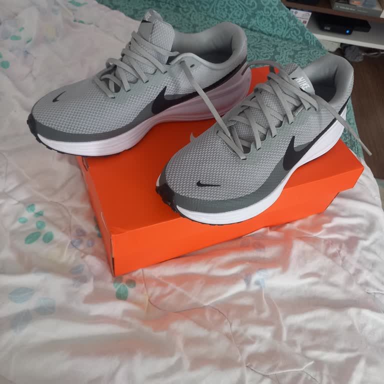 Nike Revolution 8 Ayakkabı İçin Sağlık Nedeniyle Para İadesi Talebi