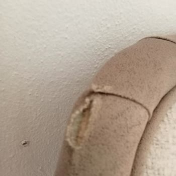 İstikbal Görünür Zımbalar Ve Yırtık Başlık Nedeniyle İade Talebim Reddedildi