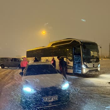 Garanti Kapsamındaki Arabam Kendi Kendine El Freni Çekiyor Ve Çekici Ücreti İstiyor