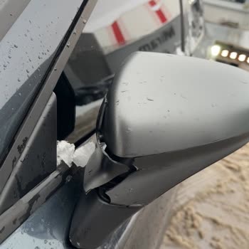 Garanti Kapsamındaki Arabam Kendi Kendine El Freni Çekiyor Ve Çekici Ücreti İstiyor
