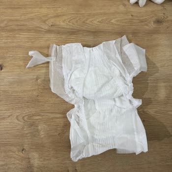 Molfix Bebek Bezlerinde Yan Bantların Yapışmaması Sorunu Tekrar Yaşandı