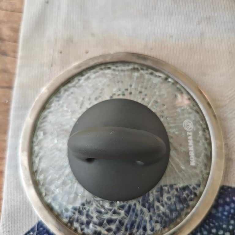 Garanti Kapsamında Çatlayan Çaydanlık Kapağı İçin Değişim Talebi