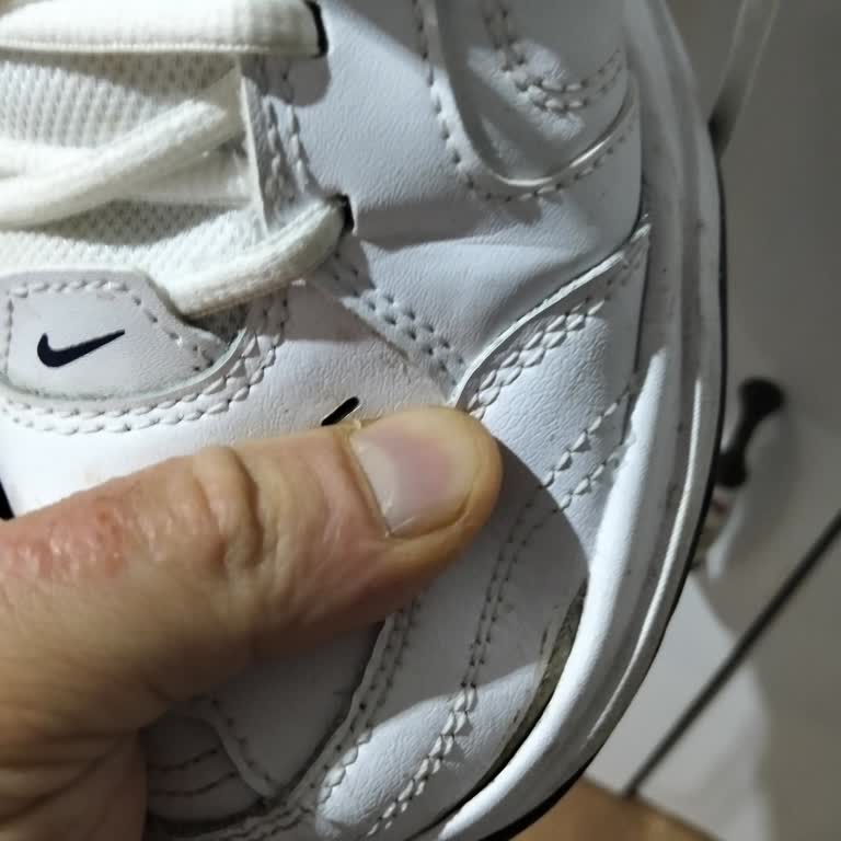 Nike Monarch Ayakkabısının Az Kullanımdan Sonra Patlaması Ve İade Reddi