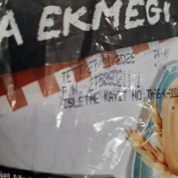 UNO 2 Kat Tahıllı Tava Ekmeği'nde Odun Parçası Buldum