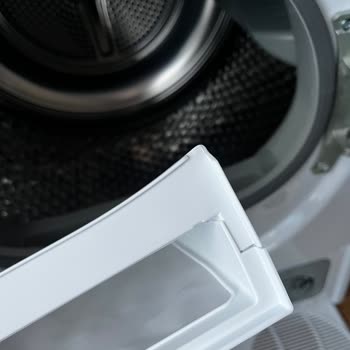 Garanti Kapsamındaki Beko Kurutma Makinesinin Filtre Sorunu Ve Uyarı Sistemindeki Arızalar Nedeniyle İade Talebi