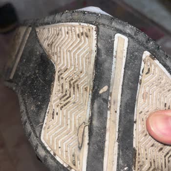 FLO Mağazasından Alınan Ayakkabının Erken Deformasyonu Ve İade Talebi