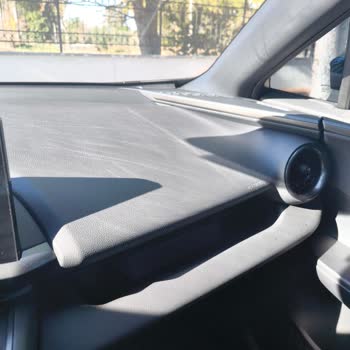 İç Aksam Plastik Çizikleri Ve Kapı Ayarındaki Sorunlar Garanti İle Çözülmeli