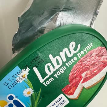 Carrefour SA Bozulmuş Ürün Ve Faturasız Ek Sipariş Şikayeti