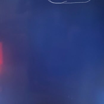 Ekranda Belirgin Beyaz Işık Patlaması Ve Üreticinin Sorun Görmemesi Nedeniyle Değişim Talebi