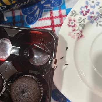 Eti Browni Gold Ürünün İçinde Plastik Parçalar Bulundu