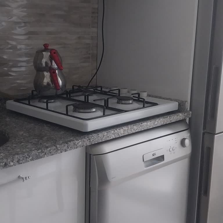 Kurulum İçin Ev Tadilatı Şartı Ve Ürün İadesi Talebi