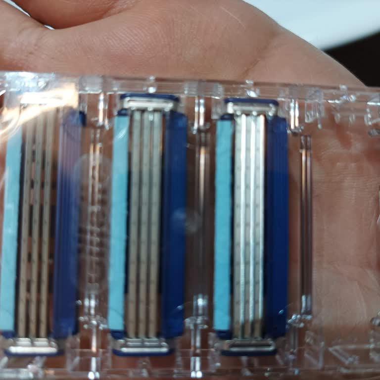 Gillette Sensör 3 Tıraş Bıçağındaki Kayganlaştırıcı Şeridinin Uzaması Ve Çözüm Talebi