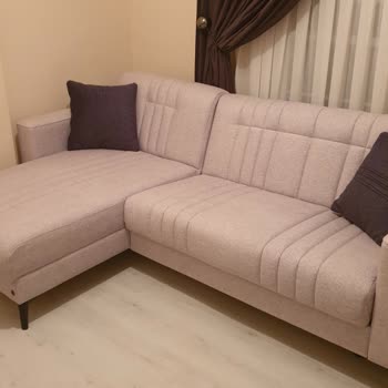 Mondi Home Çorlu’da Renk Ve Temizlik Sorunu Olan Koltuk Ve Sallanan Desteğe Yanıt Gelmedi