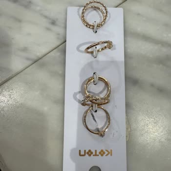 Takı Değişimi Reddedildi, Çözüm Yok Koton Mağazası