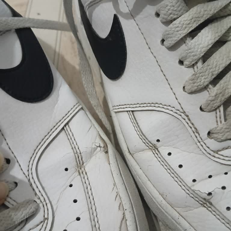 Nike Court Vision Mid Ayakkabısında Kısa Sürede Açılma Ve Çatlama