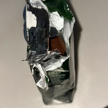 Kahvede Böcek Tespiti Ve Gıda Güvenliği Endişesi