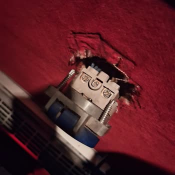 Metro Turizm Otobüsünde Gecikme, Çalışmayan Prizler Ve Kaba Şoför