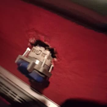 Metro Turizm Otobüsünde Gecikme, Çalışmayan Prizler Ve Kaba Şoför