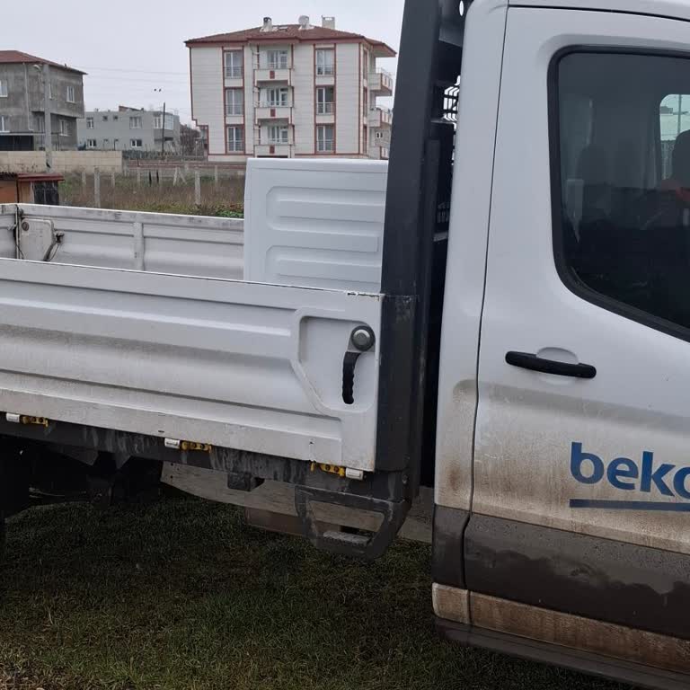 Arçelik 9120M Çamaşır Makinesinde Ses Ve Duman Problemi, Güvenlik Endişesi Ve Servis Taşıma İhmaline Karşı Değişim Talebi