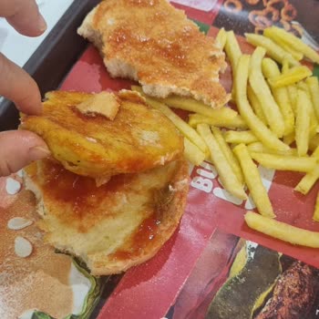 Aşırı Ketçapla Doldurulmuş Burger King Siparişi Ücret İadesi Talebi