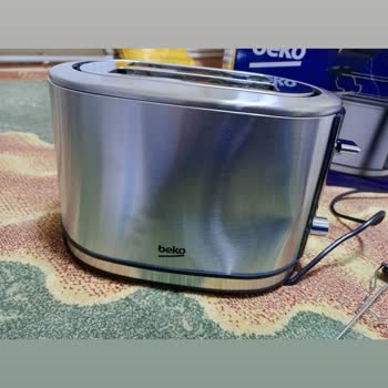 Beko 5120 Ekmek Kızartma Makinesinin Hasarlı Kutusu Ve Göçük Ürünü İçin Değişim Talebi