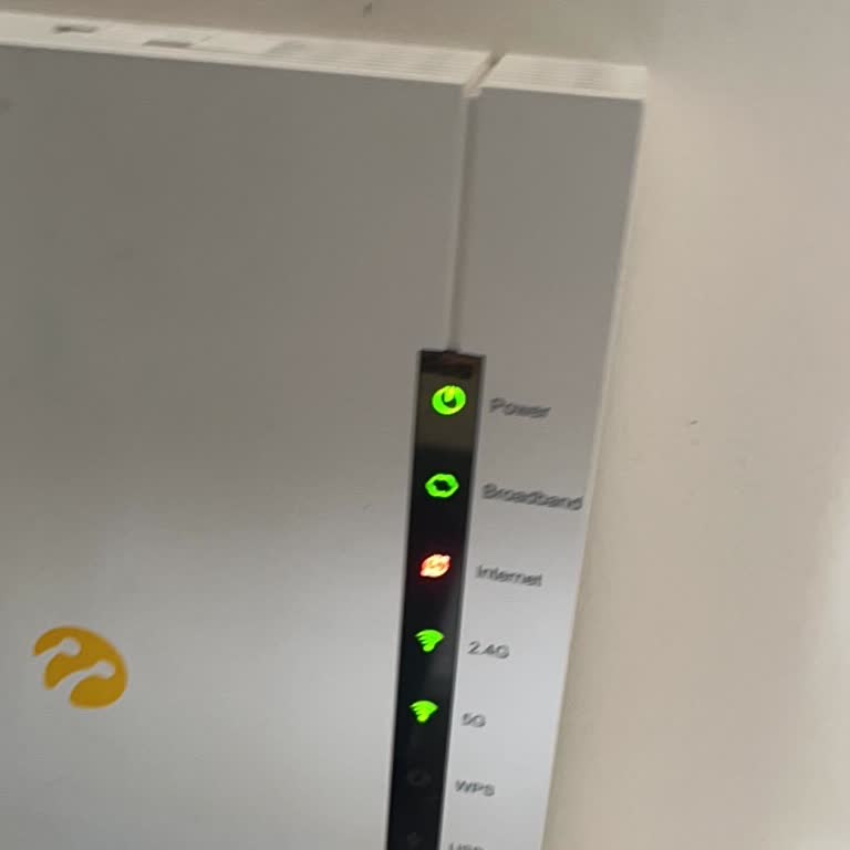 Ücret Artışı Sonrası 26 Saat Kesintili İnternet Ve Çözüm Yok