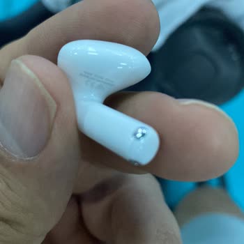 Apple Garanti Kapsamındaki Airpods Arızası Kullanıcı Hatası Olarak Belirlenip 7.000 TL Ücret Talebi