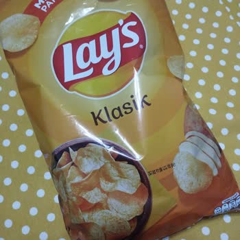 Lays Mega Cipsinde Yoğun Yağ Kokusu Ve Motor Yağı Tadına Benzeyen Lezzet