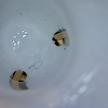 Apple AirPods 4 ANC Fails Under Warranty, Service Demands Repair Fee