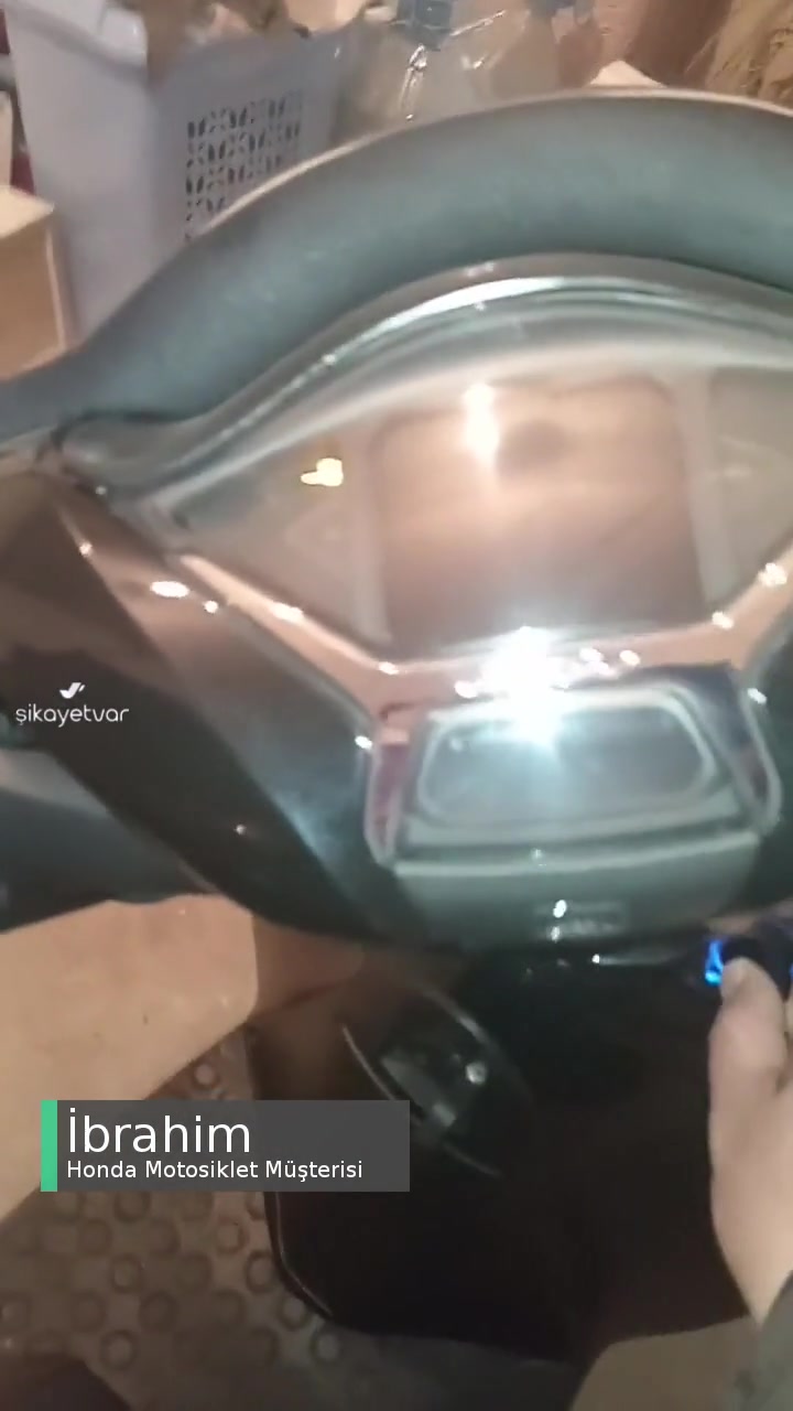 Honda Motosiklet Bir İlgilenen Yok Mu? videonun kapak resmi