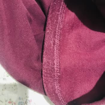 İndirimli Eşofman Tek Yıkamada Soldu Ve Kullanılamaz Hale Geldi