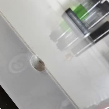 Lamar Tezgahındaki Çatlaklar Ve Şirketin Müşteri Hatası İddiası, Ücretsiz Değişim Talebi