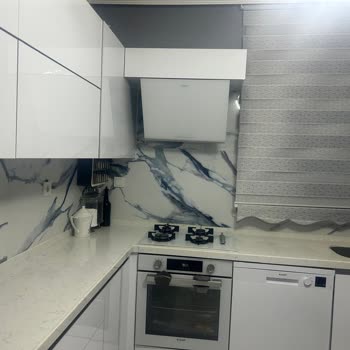 Garanti Kapsamında Çatlayan Tezgah Ve Erişilemeyen Müşteri Hizmeti