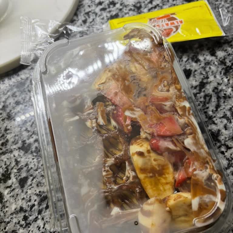 Trendyol GO Yemek Üzerinden Waffle Dağılmış, Destek İadesini Reddetti