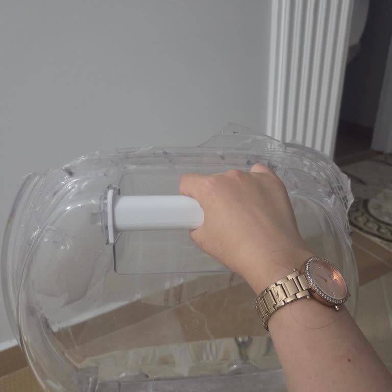 Hoover Kurutma Makinesinin Su Haznesi Kırıldı, Garanti Kapsamı Reddedildi, Değişim İstiyorum