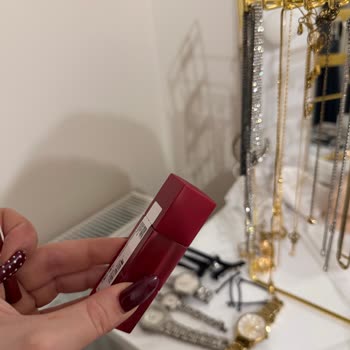 Kullanılmış Ve Bandrolsüz Kozmetik Ürünleriyle Güvenim Sarsıldı