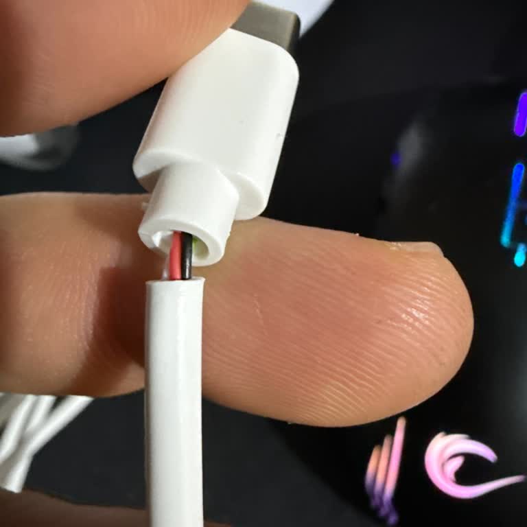 Rampage Retsu Kulaklığının Şarj Kablosu Koptu, Kalite Güveni Sarsıldı