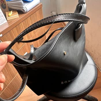 Bonheur Çantamda Kısa Sürede Soyulma Ve İletişim Kanalı Yok