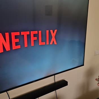 Axen 65 İnç Televizyonda Görüntü Bozukluğu Nedeniyle Değişim Talebi