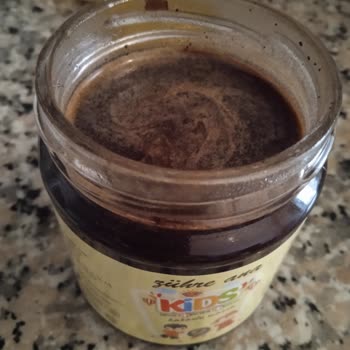 Zühre Ana Köpüklü Görünen Kakaolu Macun Çocuğumda Cilt Tahrişi Yaratıyor