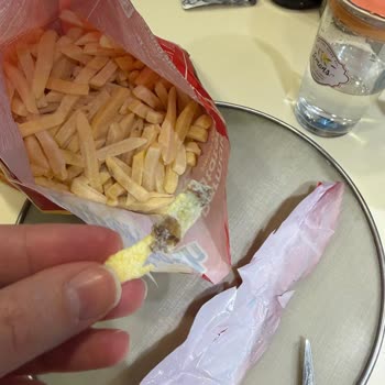 Superfresh Dondurulmuş Patateslerde Küf Ve Renk Bozukluğu Şikayeti