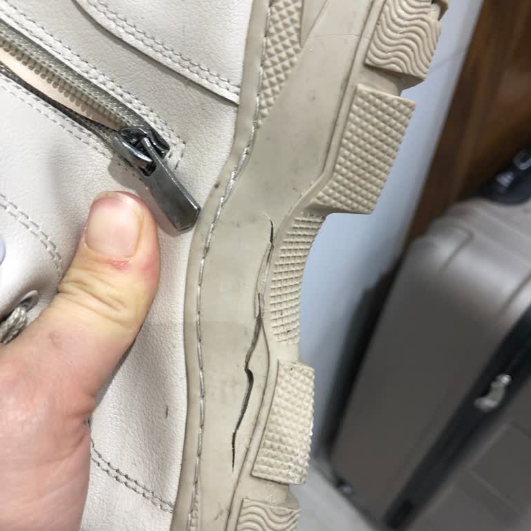 Bambi Ayakkabı Kış Botunda Erken Yırtılma Ve Gecikmeli Değerlendirme!