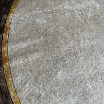 Özel Yapım Halıların Boyası Aşınarak Kontrolsüz Teslim Edilmesi Ve 5 Bin Liralık İade Talebi