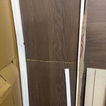 Kırık TV Ünitesi Ve Bilgi Tutarsızlığı Nedeniyle Uzun Süreli Mağduriyet, Acil Çözüm Ve İade Talebi