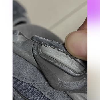 Vega Spor Renk Farkı Ve Yırtıklar İçeren Ayakkabıya Cevap Alınmıyor!