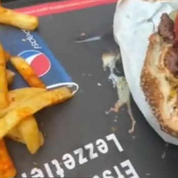 Öküz Burger Şikayet Yanık Ve Koku