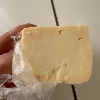 Altınkılıç Peynirindeki Pembelikler Hijyen Ve Sağlık Sorununu Ortaya Çıkardı