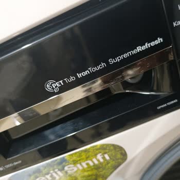 Grundig Açılmış Ve Kötü Kokulu Çamaşır Makinesi Teslim Edildi!