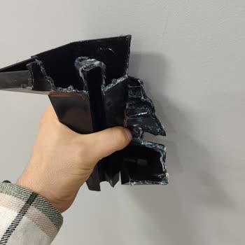 Kırık Koltuk Ayağı Ve Yanıltıcı Sıfır Teslimatı