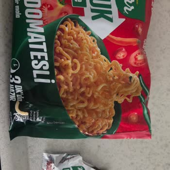 Knorr Noodle'da Rutubet Ve Plastik Kokusu: Ürün Değişimi Ve İade Talebi